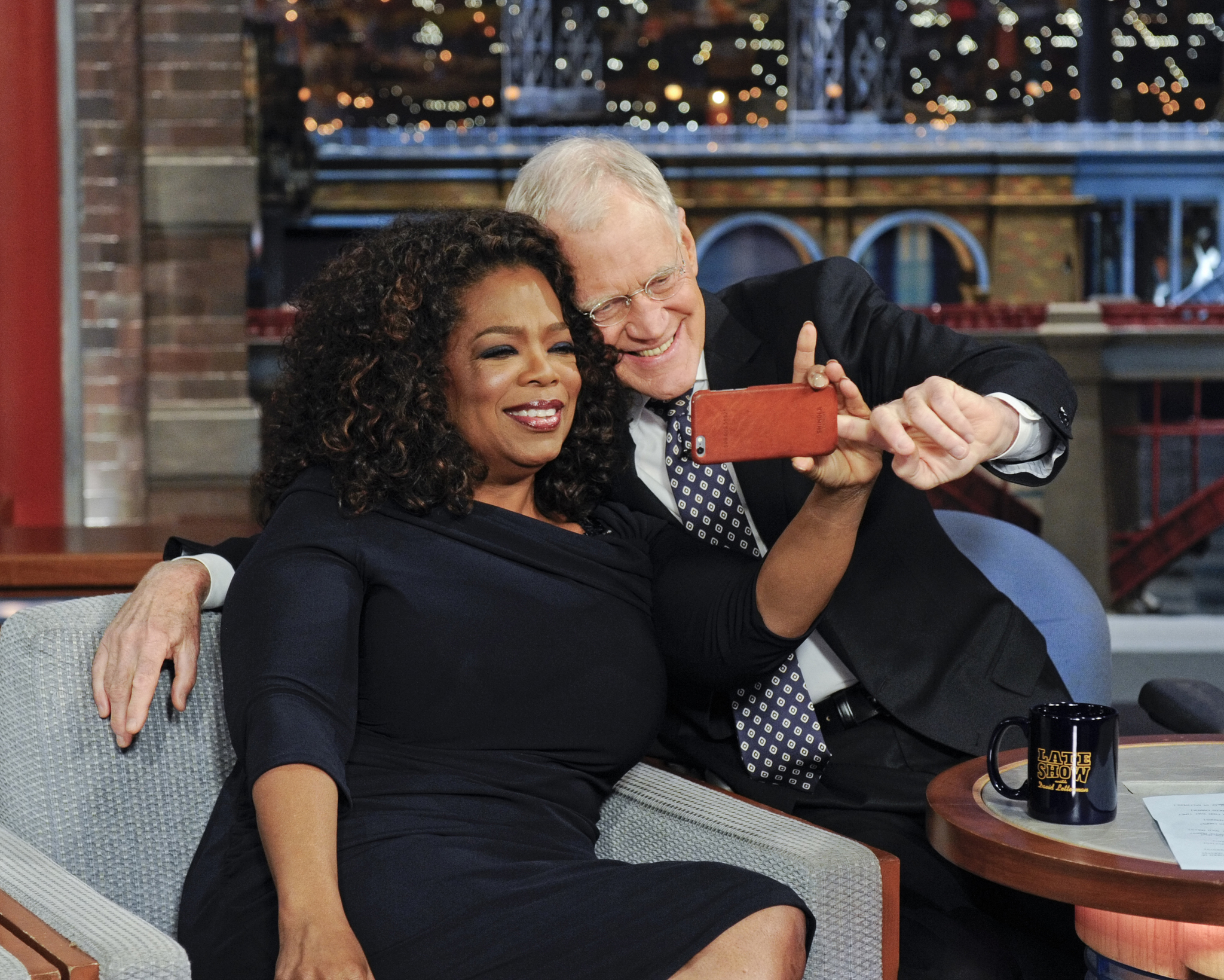 David Letterman and Oprah Winfrey at event of Late Show with David Letterman (1993)