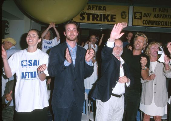 Amy Brenneman, Richard Dreyfuss, Noah Wyle and Harry Hamlin