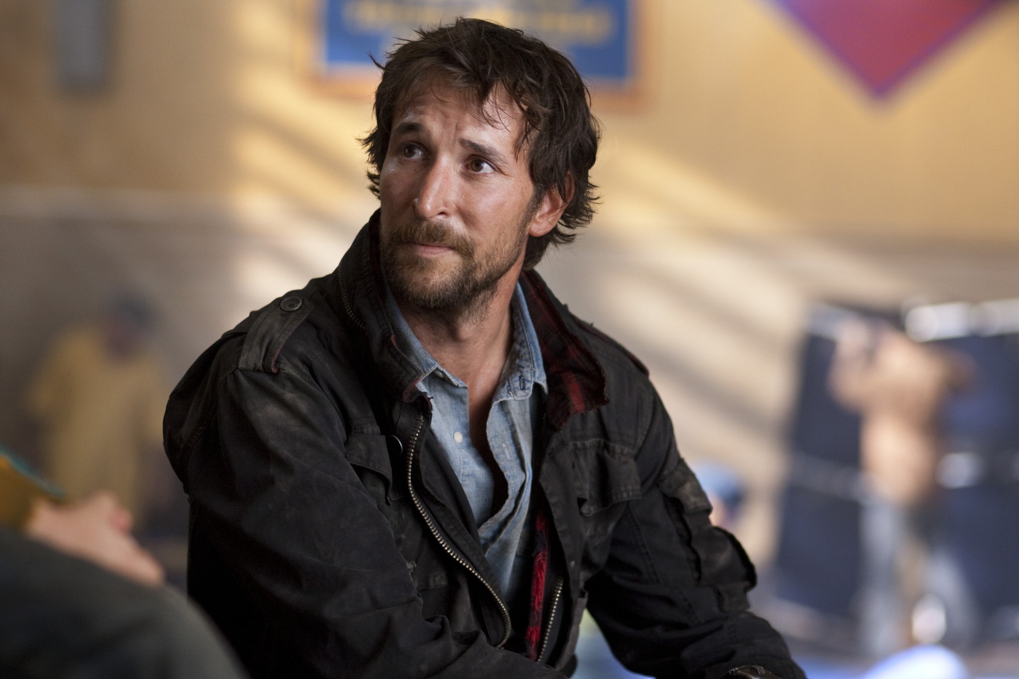 Still of Noah Wyle in Krentantis dangus (2011)