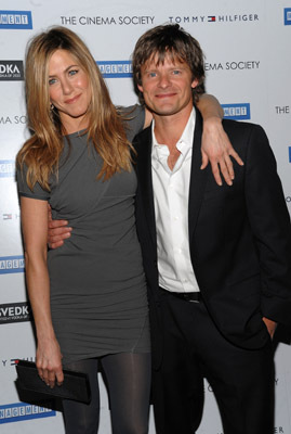 Jennifer Aniston and Steve Zahn at event of Management (2008)