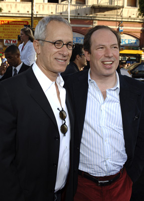 Hans Zimmer and James Newton Howard at event of Betmenas: Pradzia (2005)