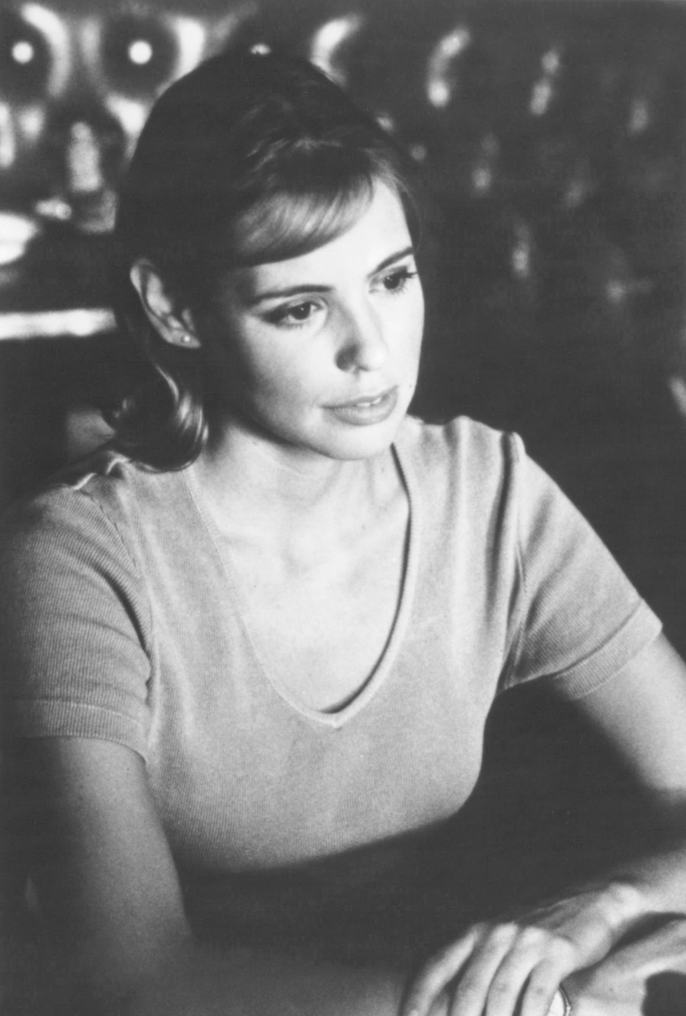 Still of Olivia d'Abo in Kicking and Screaming (1995)