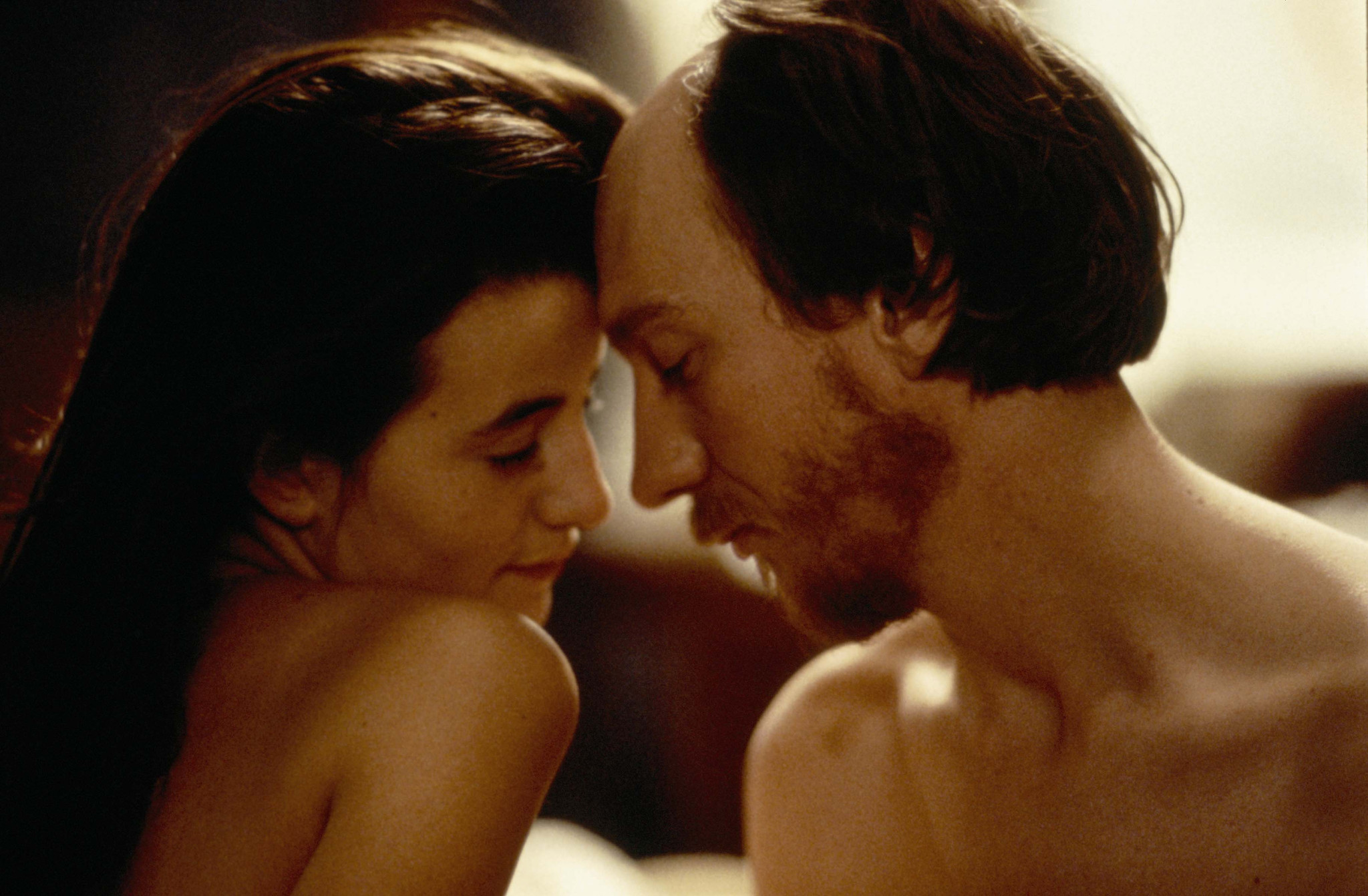 Still of David Thewlis and Romane Bohringer in Total Eclipse (1995)