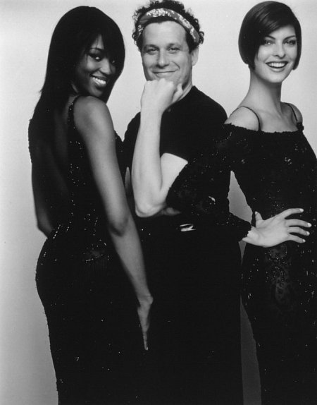 Naomi Campbell, Linda Evangelista and Isaac Mizrahi in Unzipped (1995)