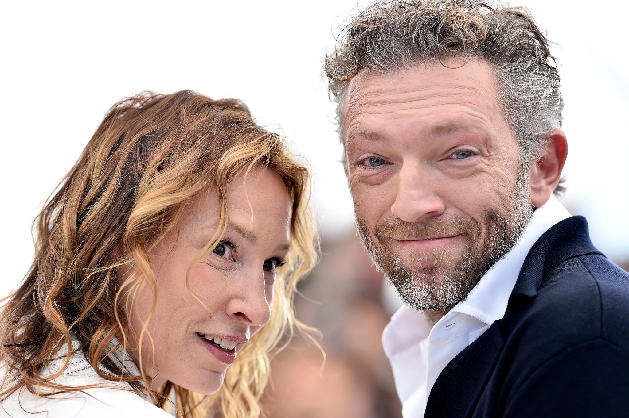 Vincent Cassel and Emmanuelle Bercot at event of Mon roi (2015)
