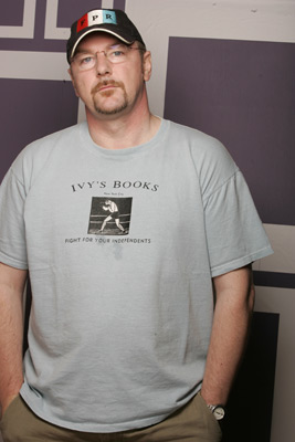 Michael Caton-Jones at event of Shooting Dogs (2005)
