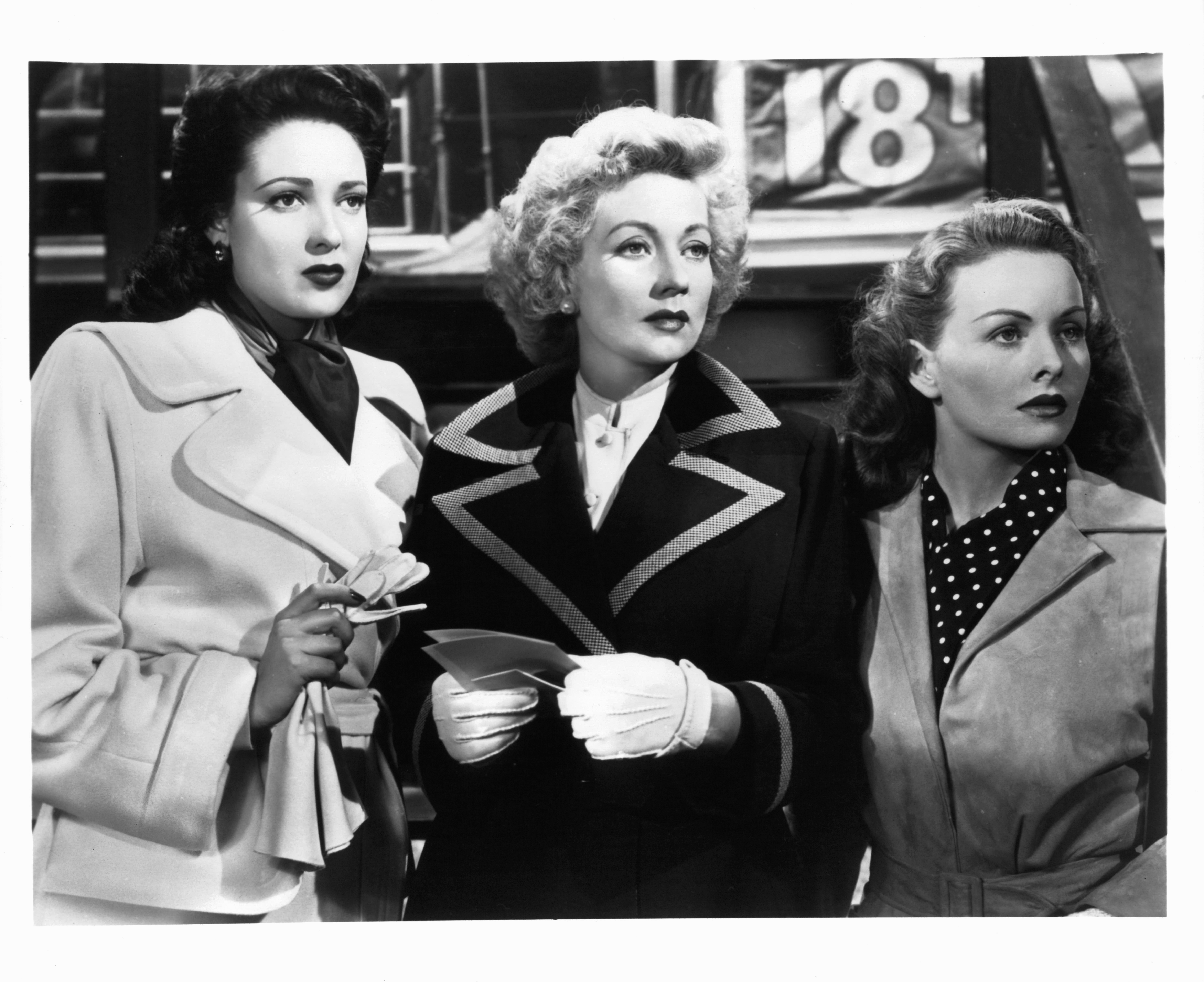 Still of Linda Darnell, Jeanne Crain and Ann Sothern in A Letter to Three Wives (1949)