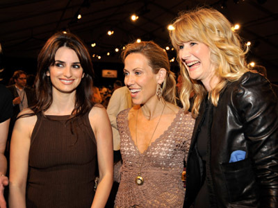 Laura Dern, Sheryl Crow and Penélope Cruz