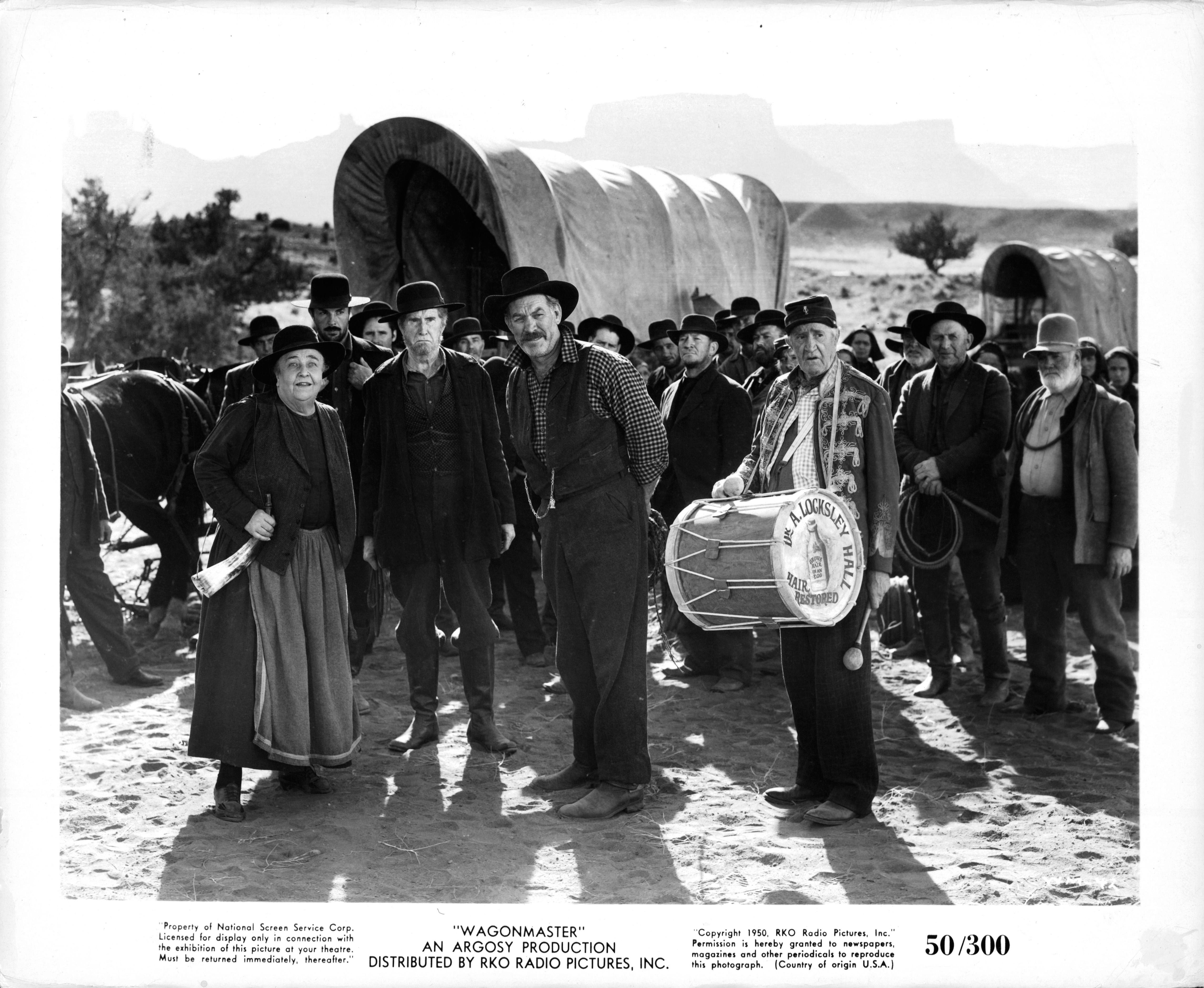 Still of Ward Bond, Harry Carey Jr. and Jane Darwell in Wagon Master (1950)