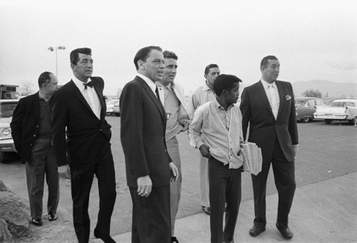 Dean Martin, Frank Sinatra, Peter Lawford, Sammy Davis Jr. and Jack Entratter in Las Vegas during the making of 