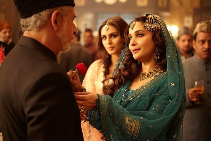 Still of Madhuri Dixit in Dedh Ishqiya (2014)