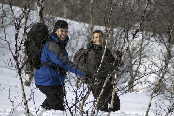 Still of Will Ferrell and Bear Grylls in Man vs. Wild (2006)