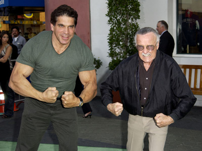 Lou Ferrigno and Stan Lee at event of Hulk (2003)