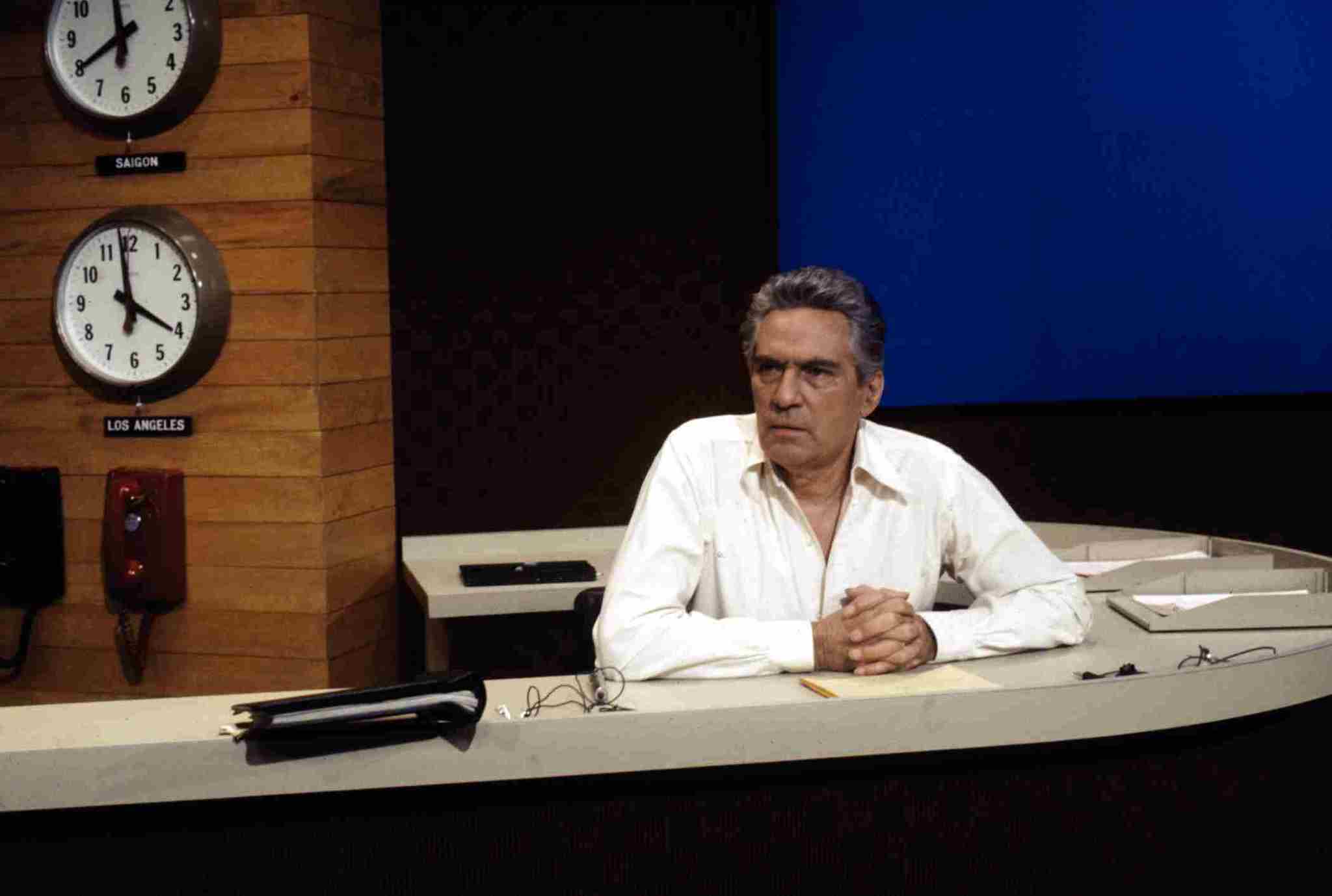 Still of Peter Finch in Tinklas (1976)