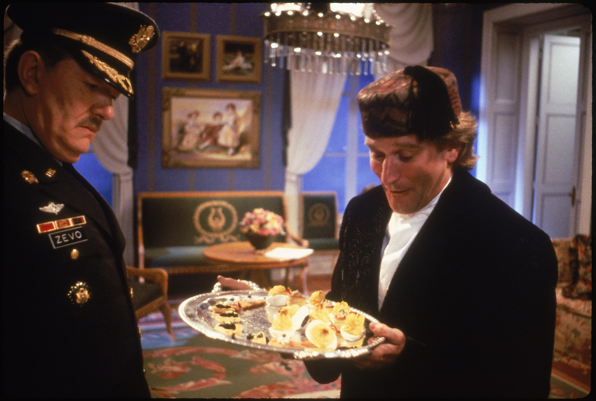Still of Robin Williams and Michael Gambon in Toys (1992)