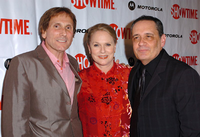 Sharon Gless, Ron Cowen and Daniel Lipman at event of Queer as Folk (2000)