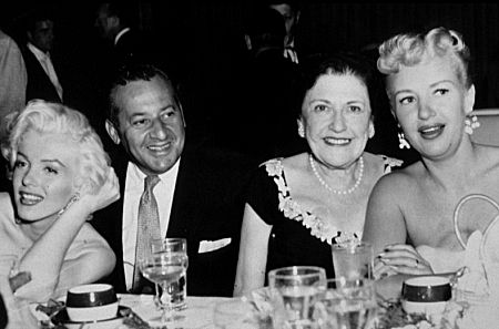 M. Monroe, Herman Hover (Owner of Ciro's), Louella Parsons & Betty Grable at Ciro's. 1953