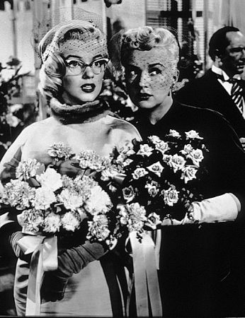 M. Monroe & Betty Grable in 