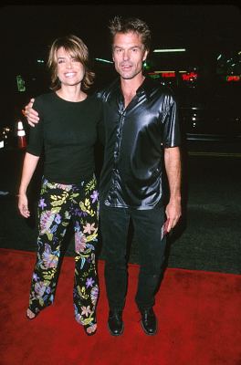 Harry Hamlin and Lisa Rinna at event of Charlie's Angels (2000)