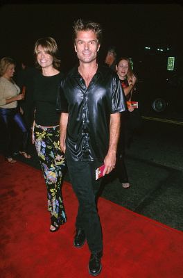 Harry Hamlin and Lisa Rinna at event of Charlie's Angels (2000)