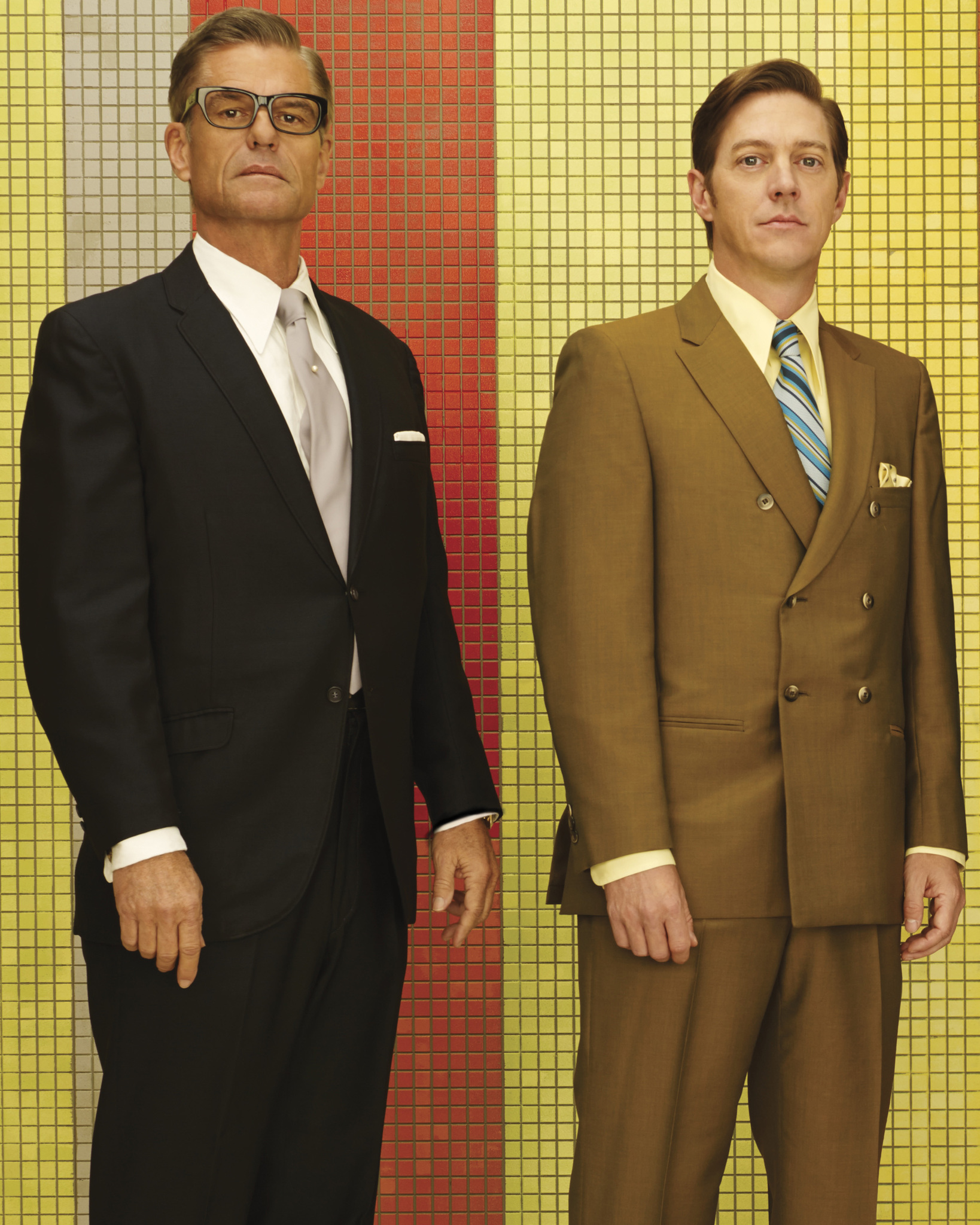 Still of Harry Hamlin and Kevin Rahm in MAD MEN. Reklamos vilkai (2007)