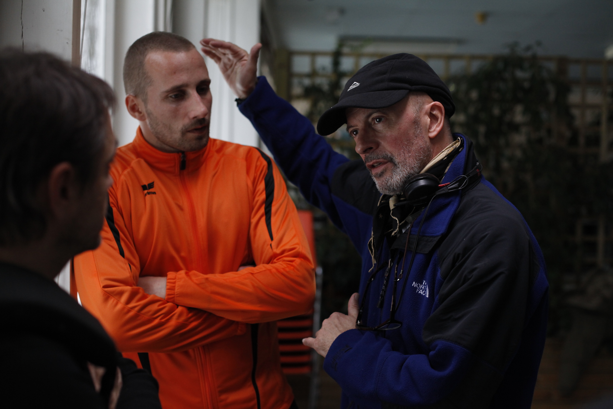 Still of Jacques Audiard and Matthias Schoenaerts in De rouille et d'os (2012)