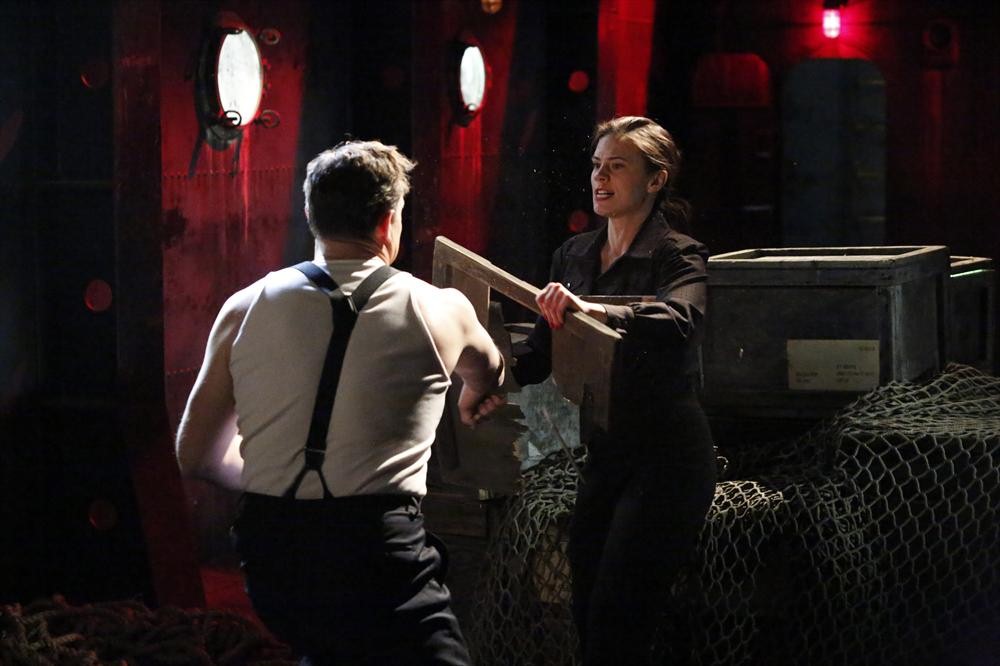 Still of Patrick Robert Smith and Hayley Atwell in Agent Carter (2015)