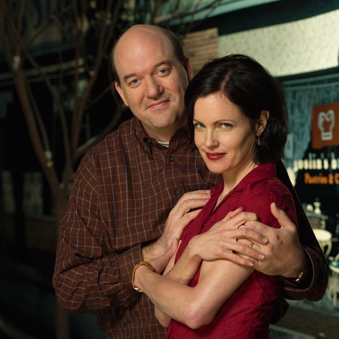 Still of Elizabeth McGovern and John Carroll Lynch in The Brotherhood of Poland, New Hampshire (2003)