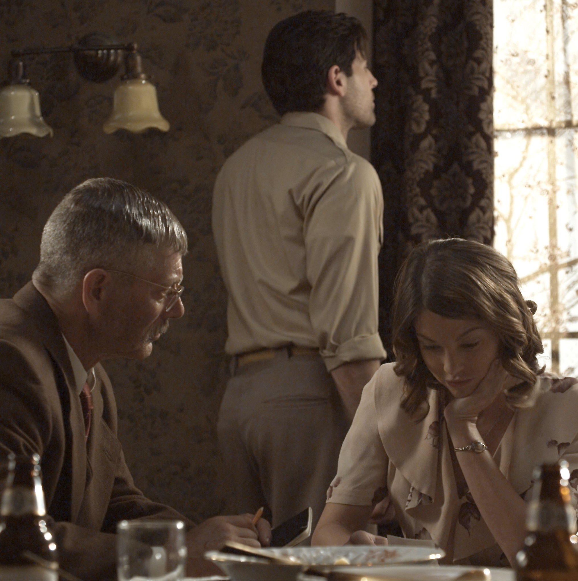 Stephen Lang, Nicki Aycox and Jordan Belfi in Christina (2010)