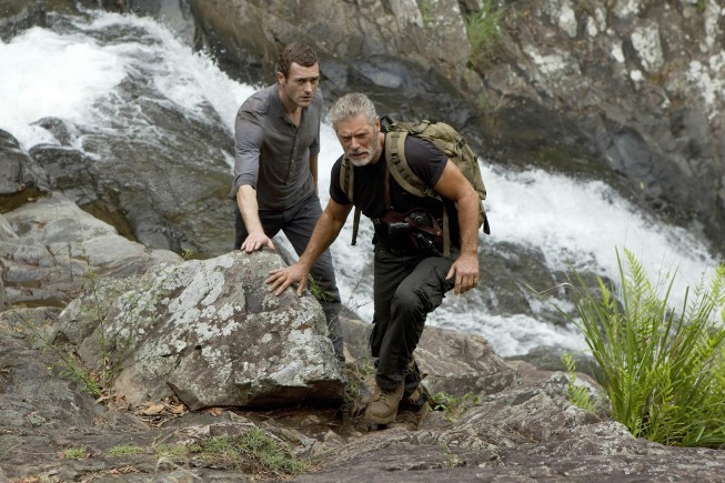 Still of Stephen Lang and Jim Shannon in Terra Nova (2011)