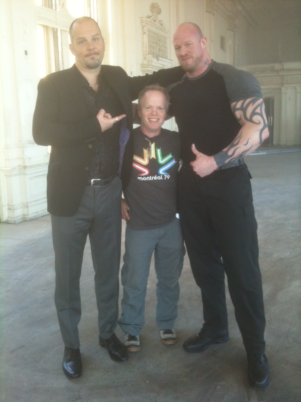 Adrian G. Griffiths with director Brett Sullivan and Rob Archer on the set of Flashpoint, 2012