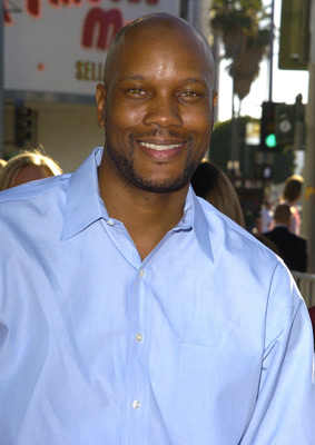 Dwayne Adway at event of Catwoman (2004)