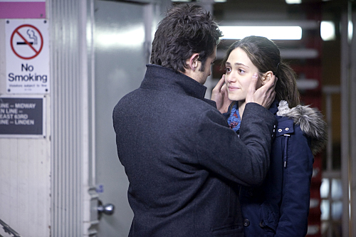 Still of Emmy Rossum and Justin Chatwin in Shameless (2011)