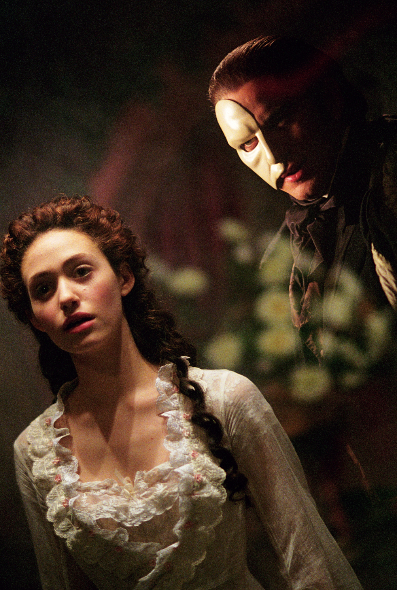 Still of Emmy Rossum and Gerard Butler in The Phantom of the Opera (2004)