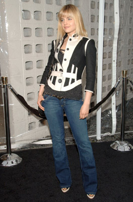 Mena Suvari at event of Fainaru Fantajî Sebun Adobento Chirudoren (2005)