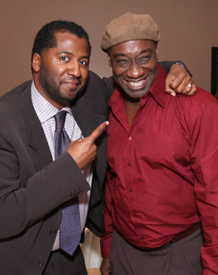 Malcolm D. Lee and Michael Clarke Duncan at event of Sveikas sugrizes, Roskai Dzenkinsai! (2008)