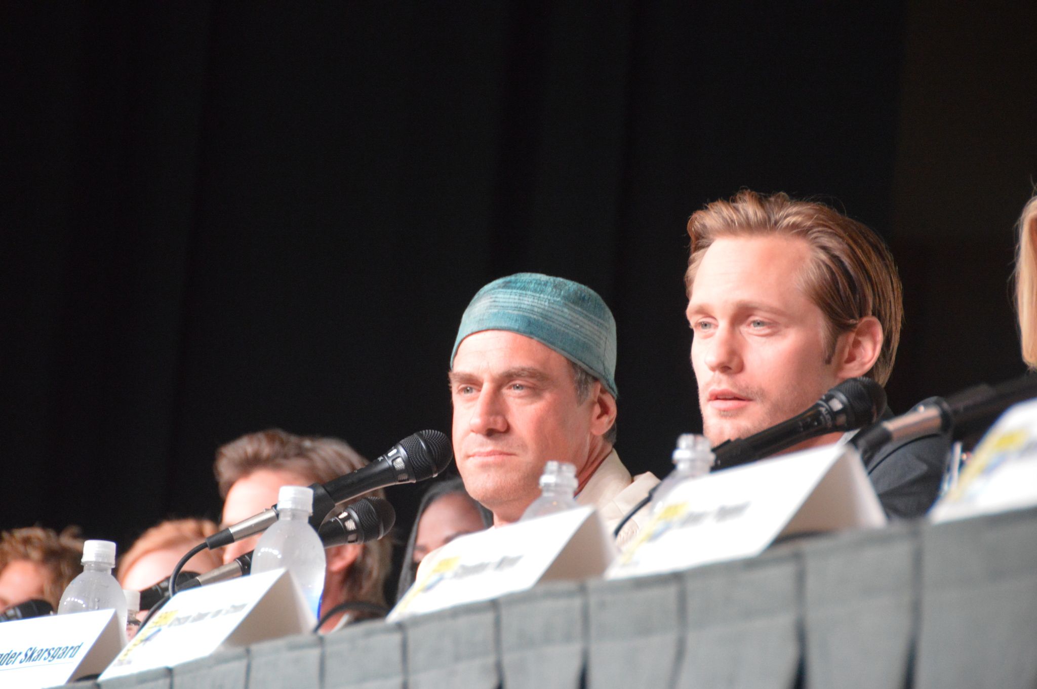 Alexander Skarsgård and Christopher Meloni at event of Tikras kraujas (2008)