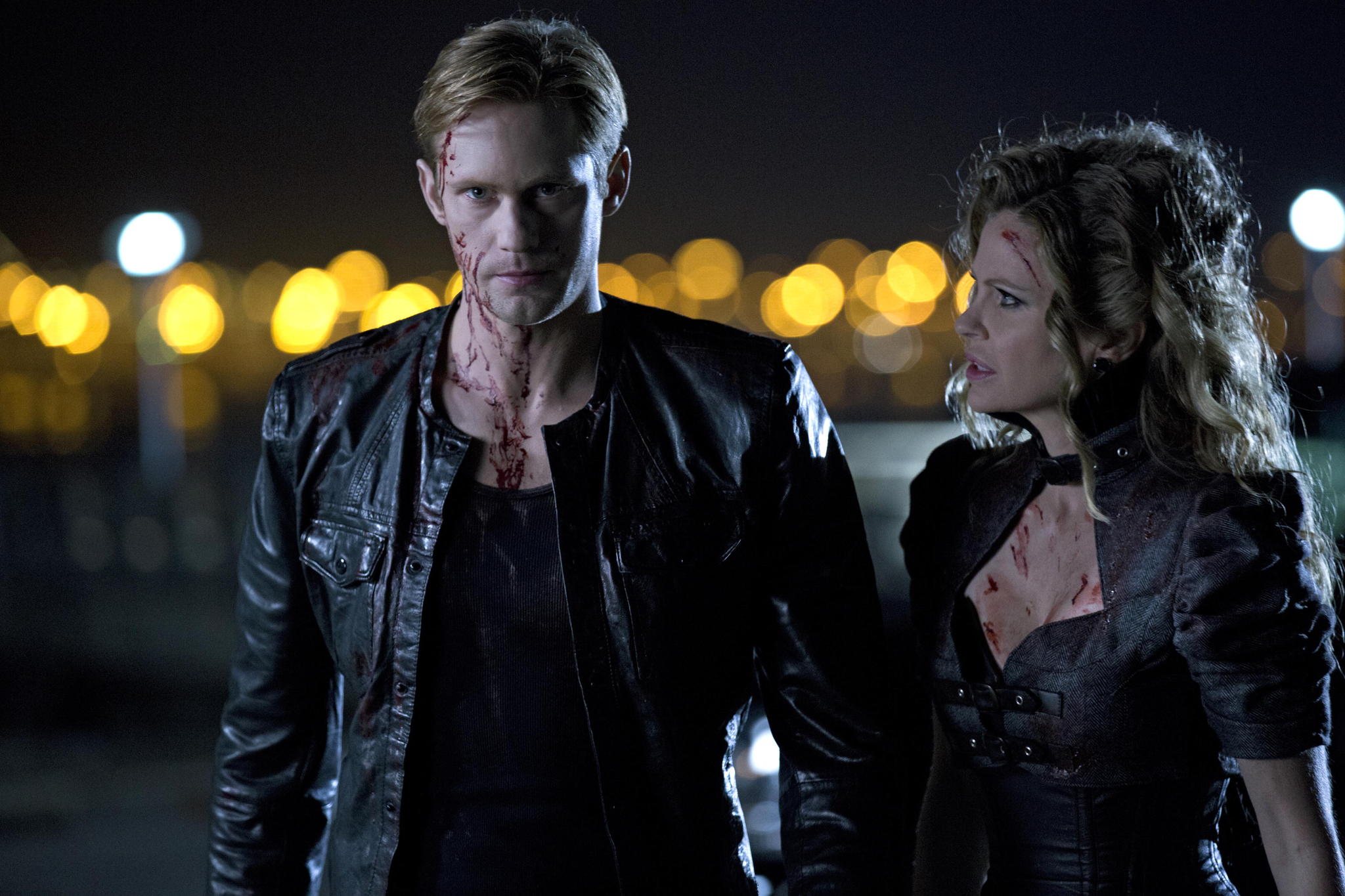 Still of Alexander Skarsgård and Kristin Bauer van Straten in Tikras kraujas (2008)