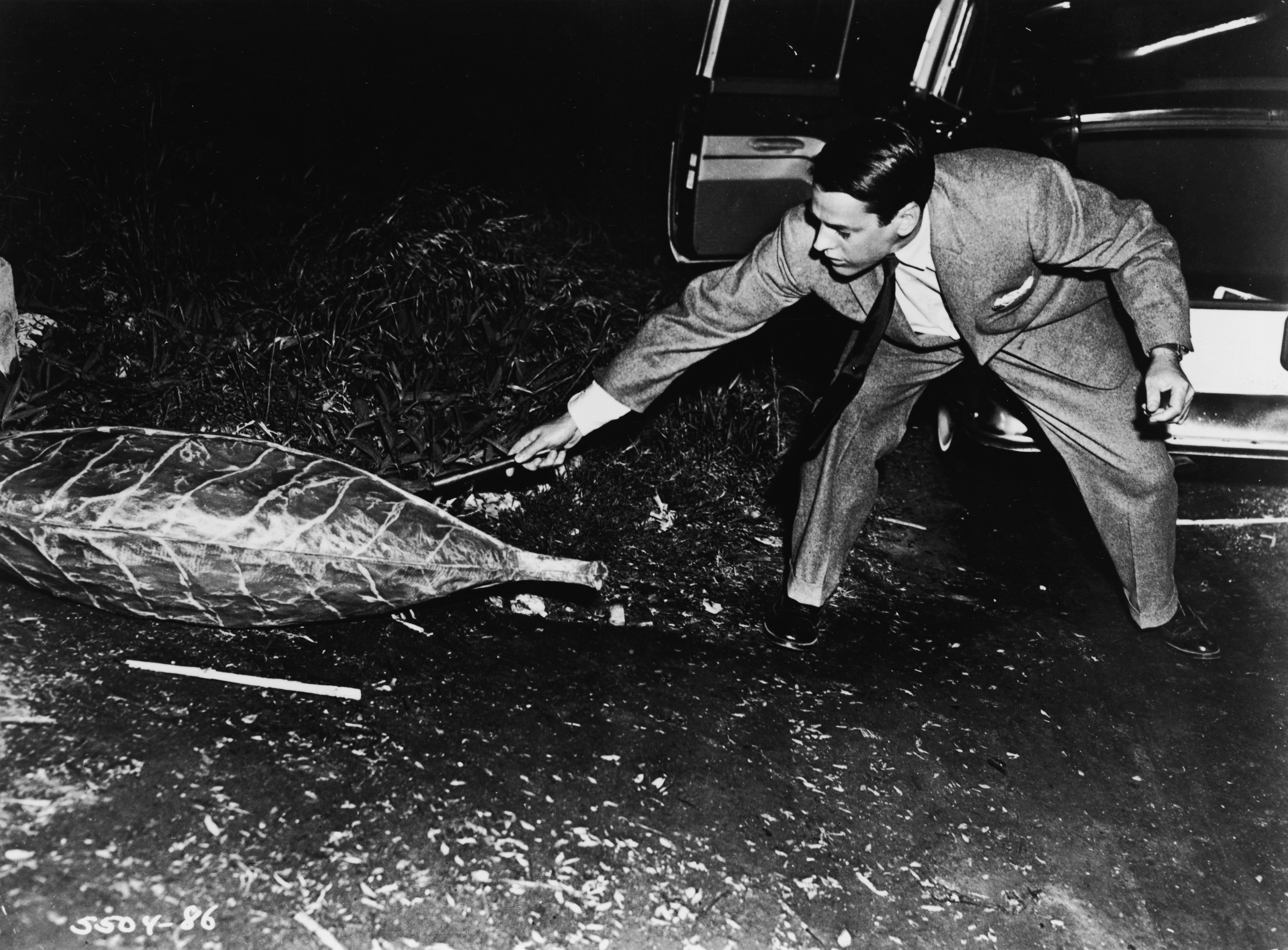 Still of Kevin McCarthy in Invasion of the Body Snatchers (1956)