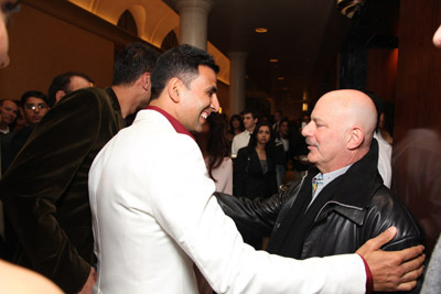 Rob Cohen and Akshay Kumar at event of Chandni Chowk to China (2009)