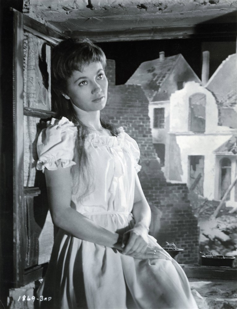 Still of Liselotte Pulver in A Time to Love and a Time to Die (1958)