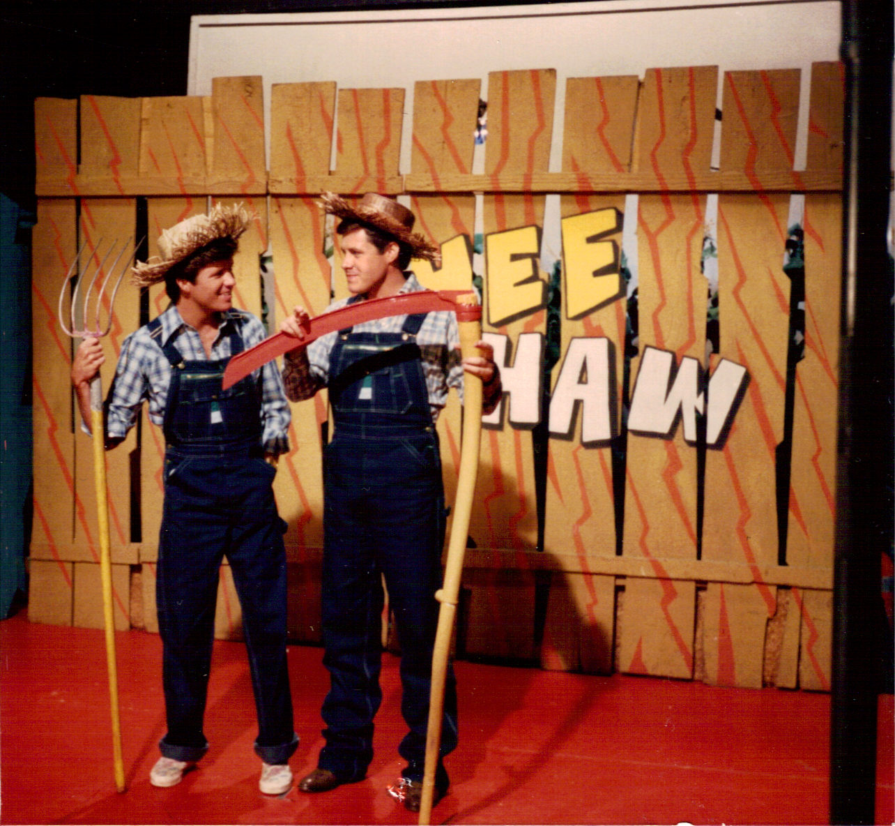 Butch and Ben taping a skit for Hee-Haw.