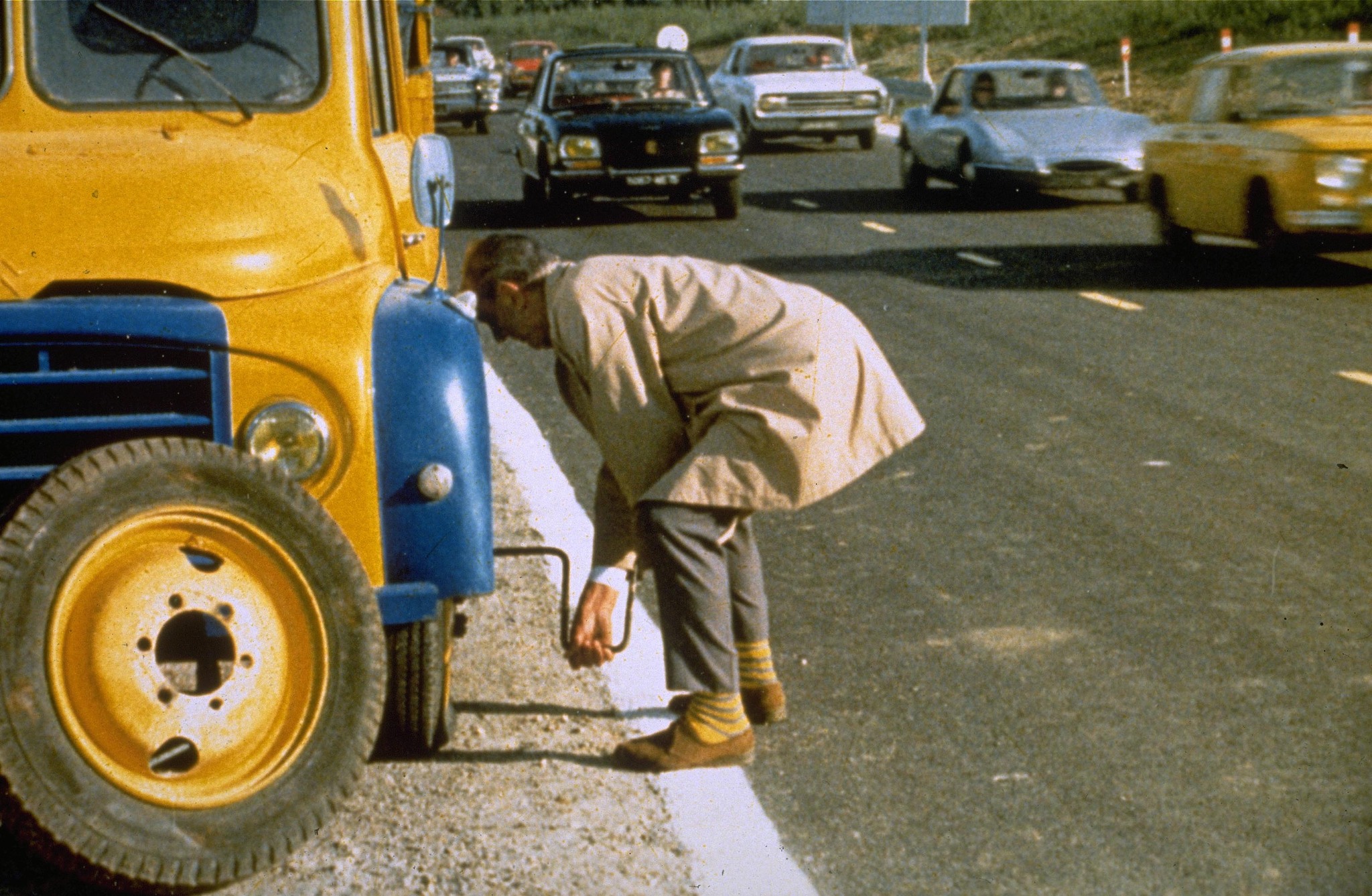 Still of Jacques Tati in Trafic (1971)