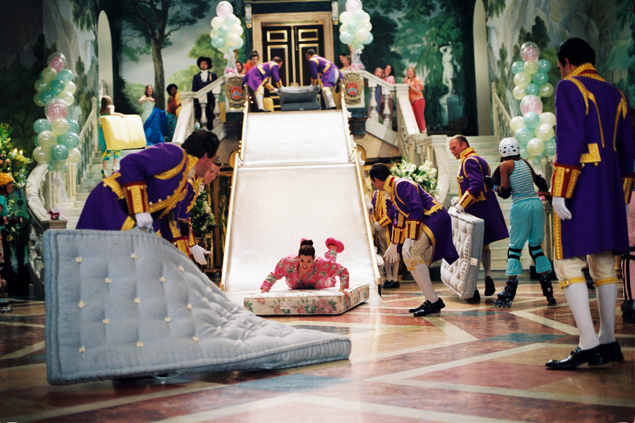 Still of Anne Hathaway in The Princess Diaries 2: Royal Engagement (2004)