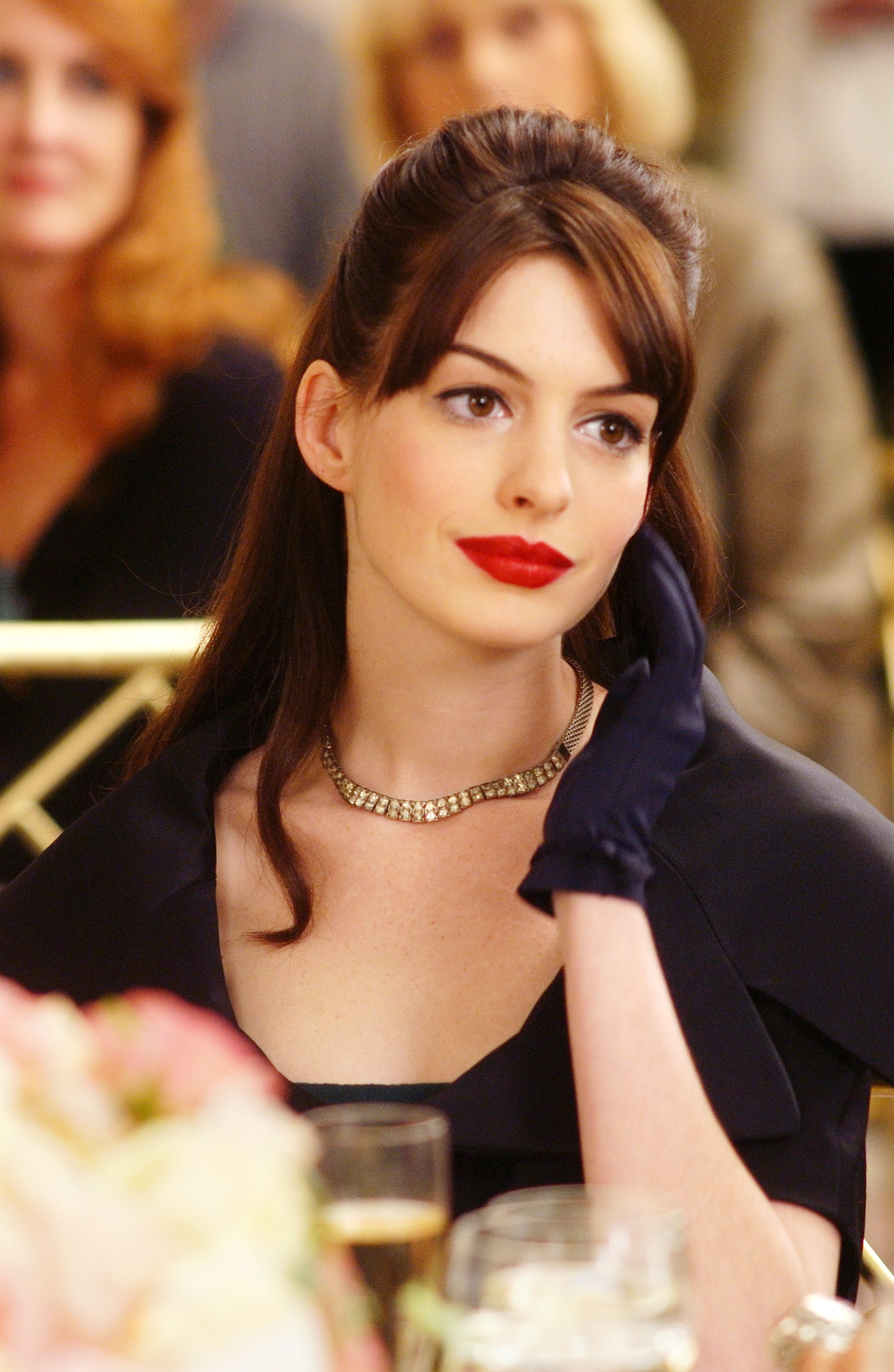 Still of Anne Hathaway in Ir velnias devi Prada (2006)