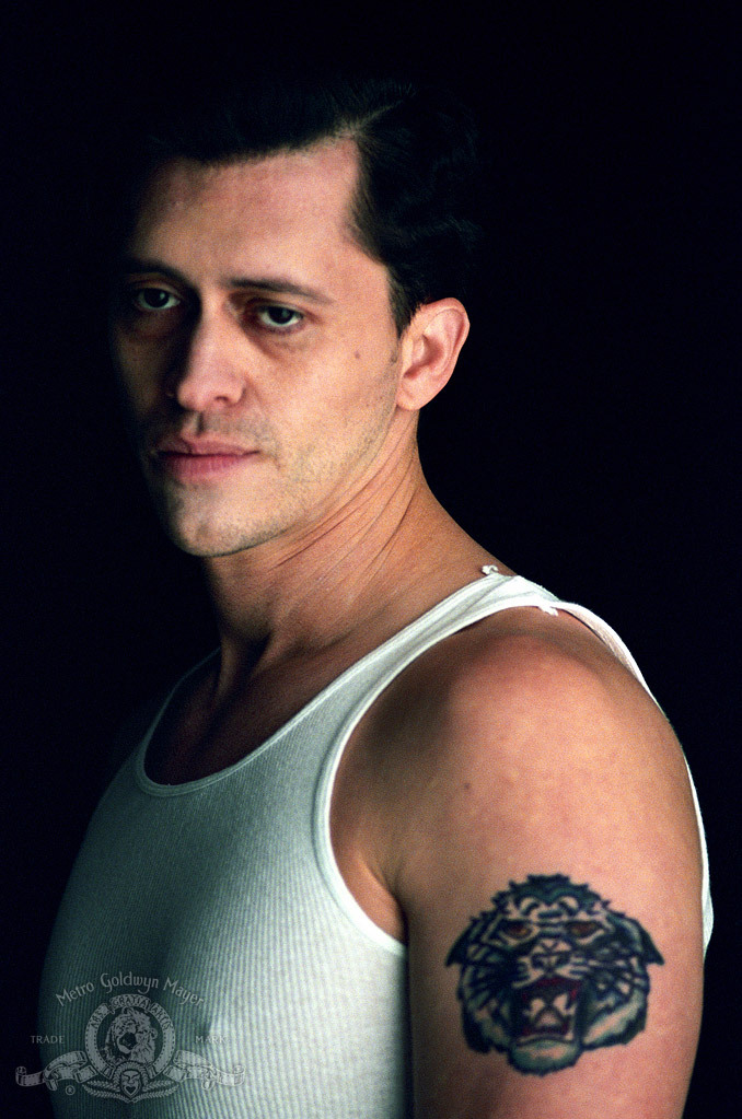 Still of Clifton Collins Jr. in Capote (2005)