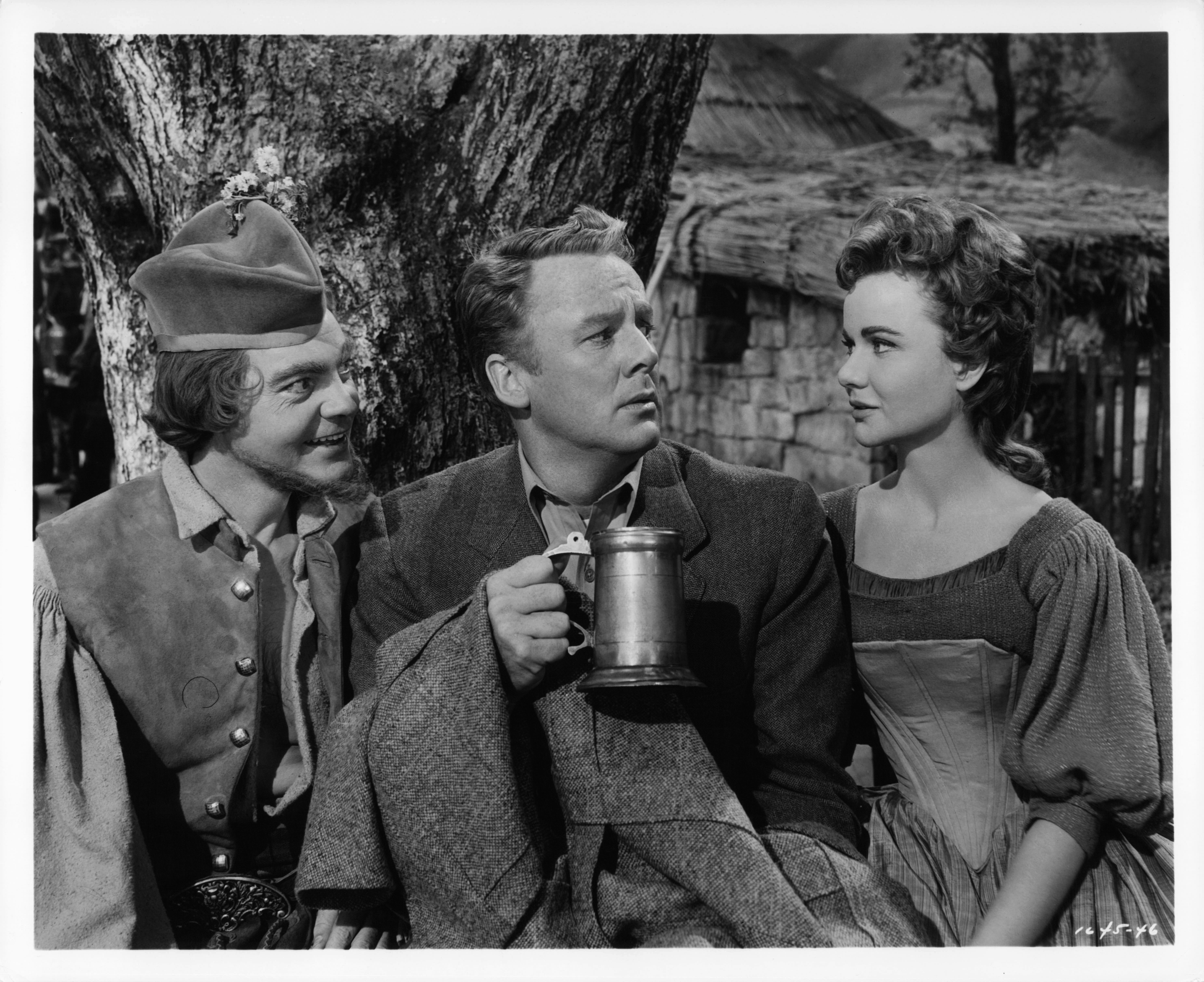 Still of Van Johnson, Dodie Heath and Eddie Quillan in Brigadoon (1954)