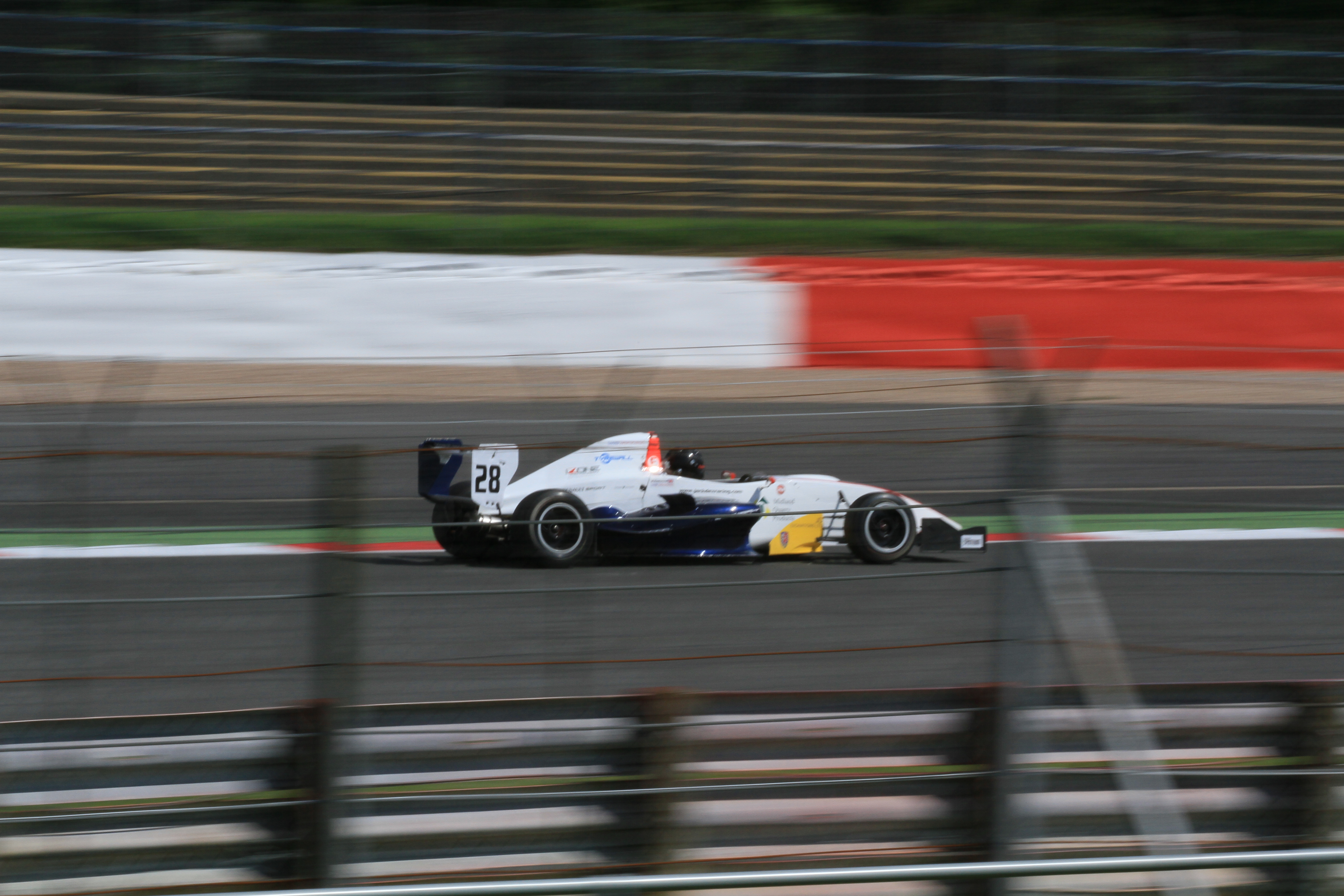 Formula Renault Silverstone 2012