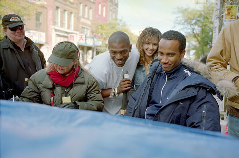 Mekhi Phifer, Jessica Alba and Bille Woodruff in Honey (2003)