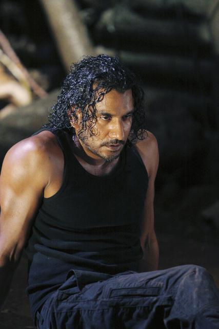 Still of Naveen Andrews in Dinge (2004)